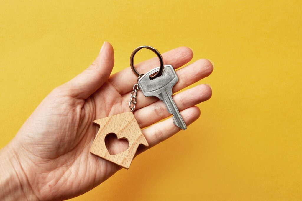 Where to Hide a Key in an Apartment Building