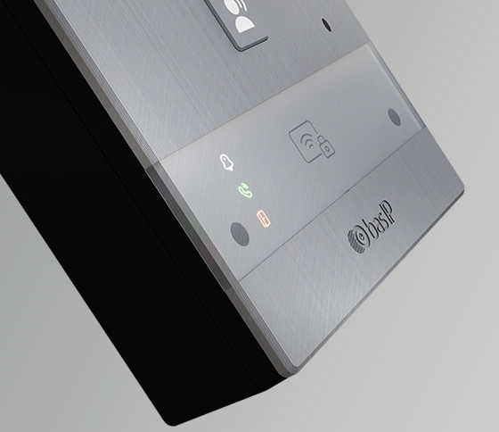 Clear status indicators